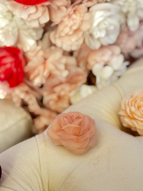 CATHARINA MAURA® Floral Phone Grip (ships from Hong Kong)